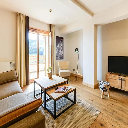 Apartment Demi-chalet 4 Pieces 8 Pers Premium Combloux